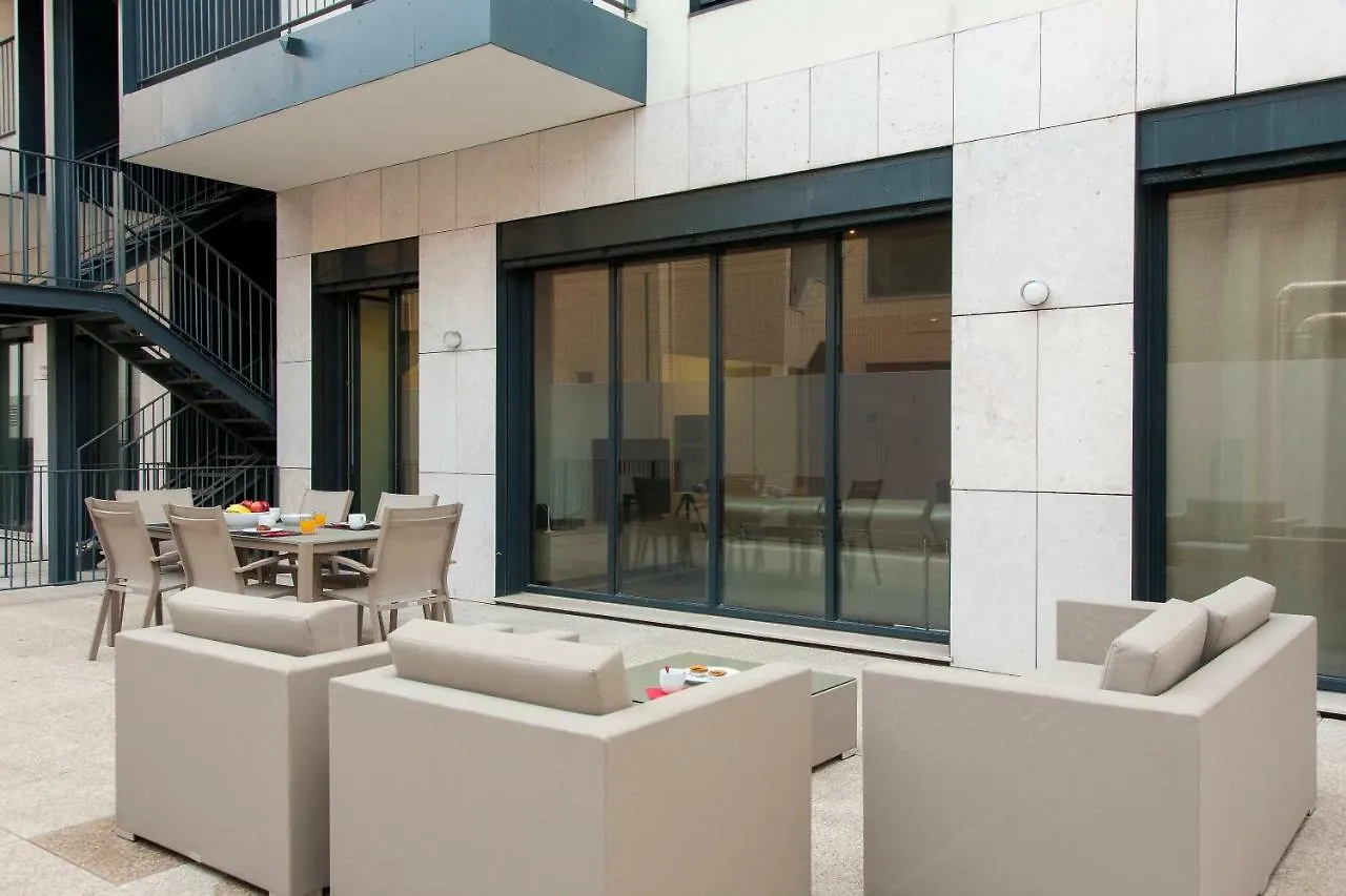 Altido Luxurious And Spacious 1-Bed Apt With Huge Terrace By Parque Subway Lissabon Appartement