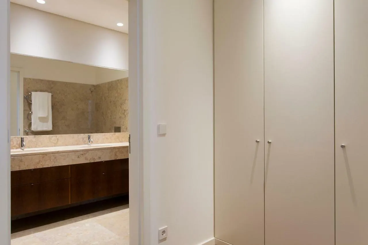 Altido Luxurious And Spacious 1-Bed Apt With Huge Terrace By Parque Subway Lissabon